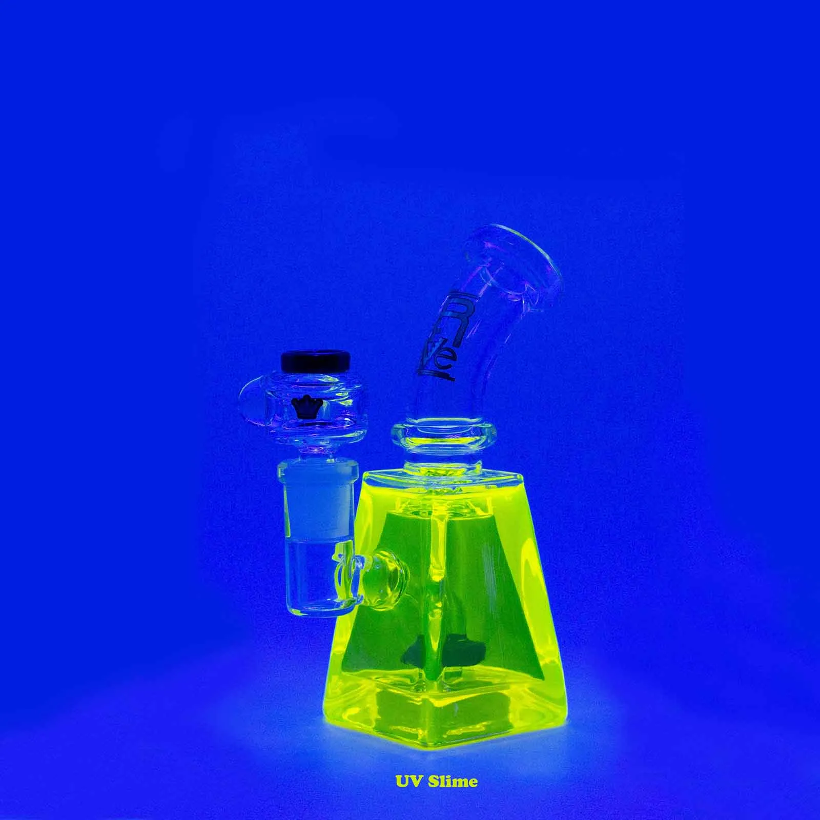 Krave Glass Giza Pyramid Bong