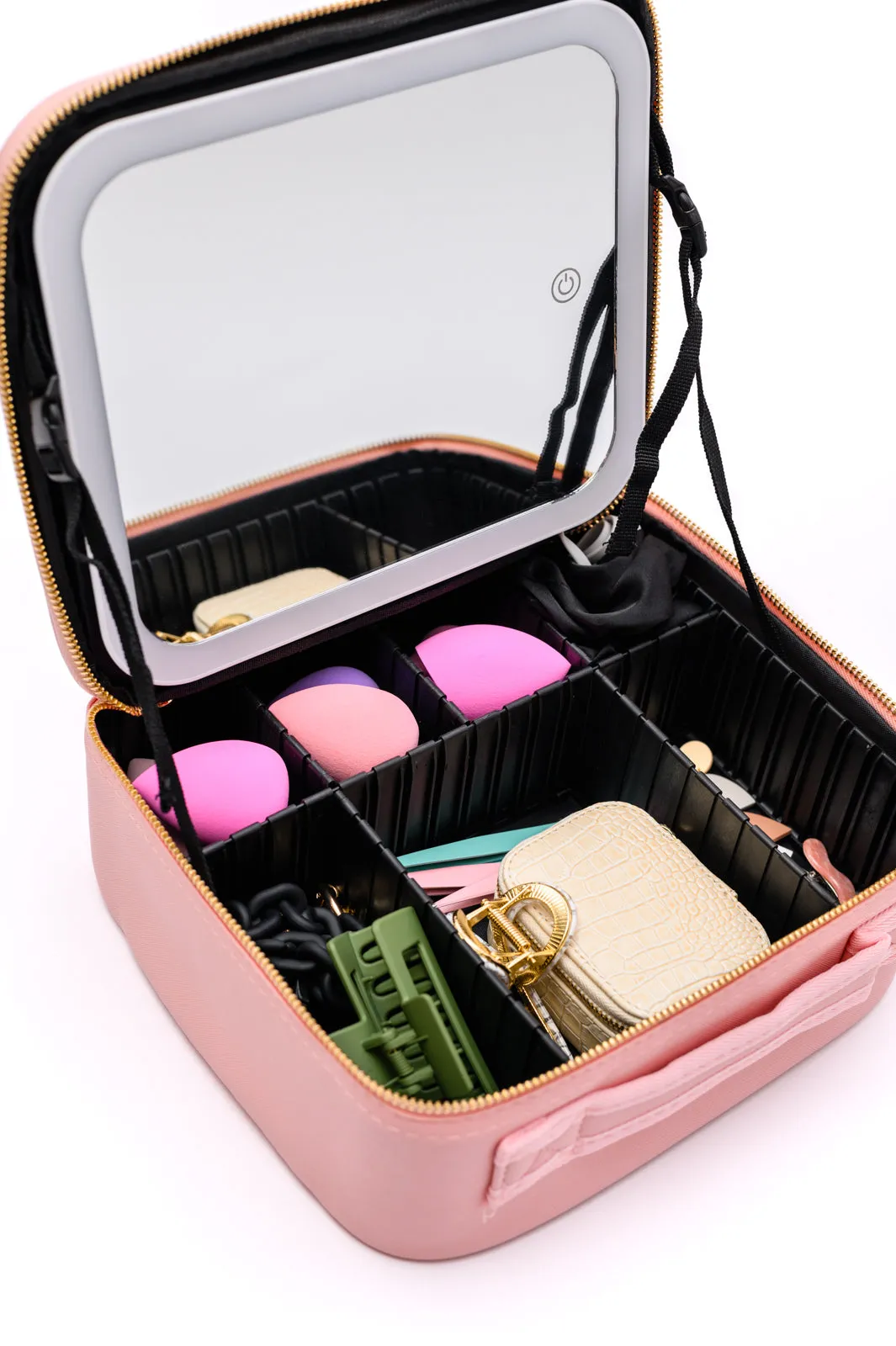 She's All That LED Makeup Case in Pink